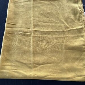 Scarf New without tags